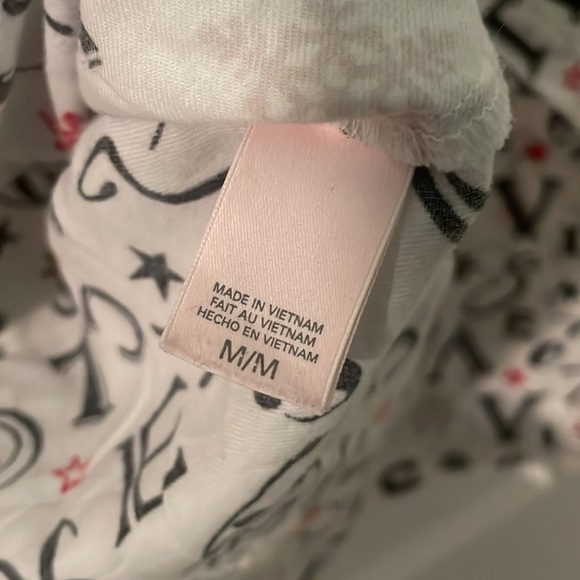 Victoria’s Secret christmas pajamas top - Picture 6 of 8